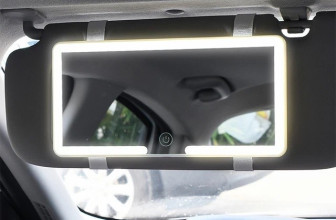 מראה לרכב עם LED במחיר מדהים!